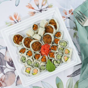 Alternative view of White Leveled Square Trays