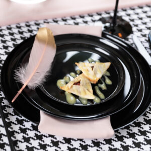 Alternative view of Edge Collection Black