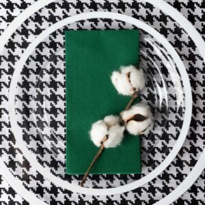 Alternative view of Guest Towels Airlaid 1/6 Fold Green