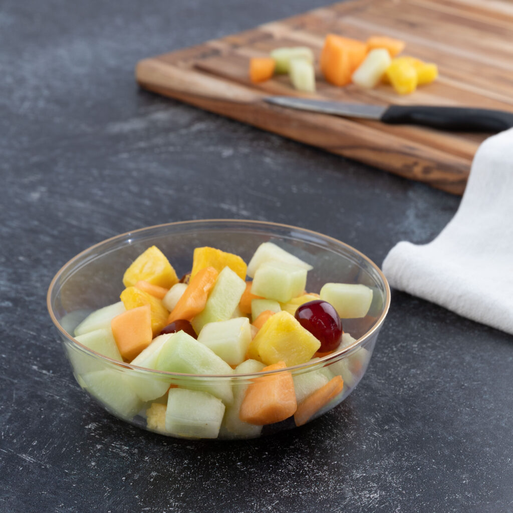 Edge Bowls 16oz Clear with Gold Rim - Image 2