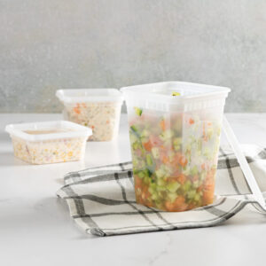 Alternative view of 32oz Square Deli Containers (15 Count)